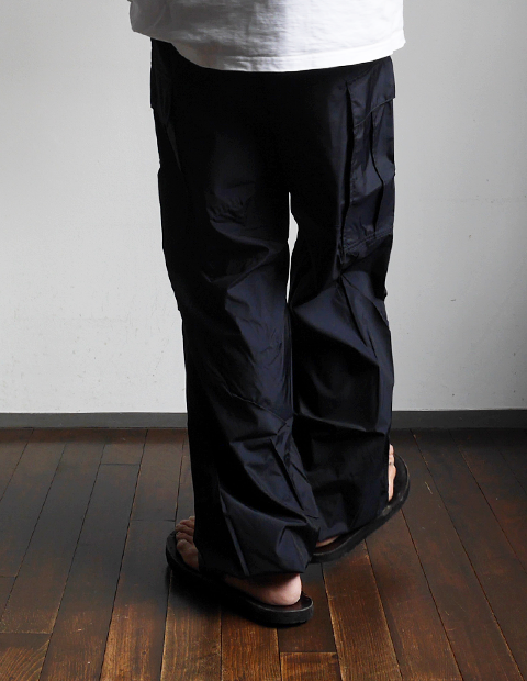 【値段交渉】AURALEE LIGHT NYLON FATIGUE PANTS size3 ワークパンツ/カーゴパンツ