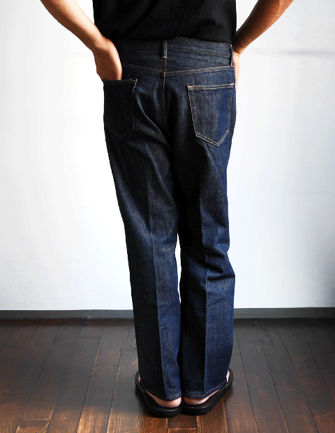 2019年ではないかと思いますAURALEE   HARD TWIST DENIM 5P PANTS 32