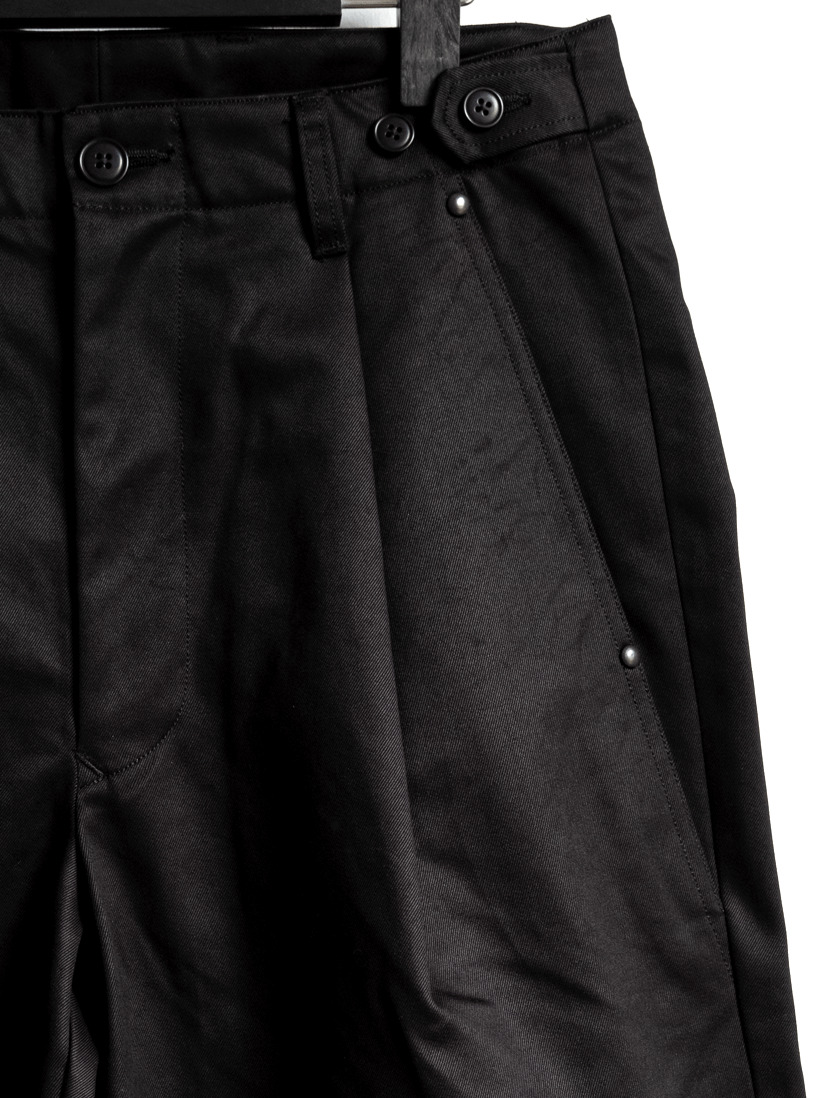 ULTERIOR  FINX COTTON WEST-POINT TUCKED PANTS