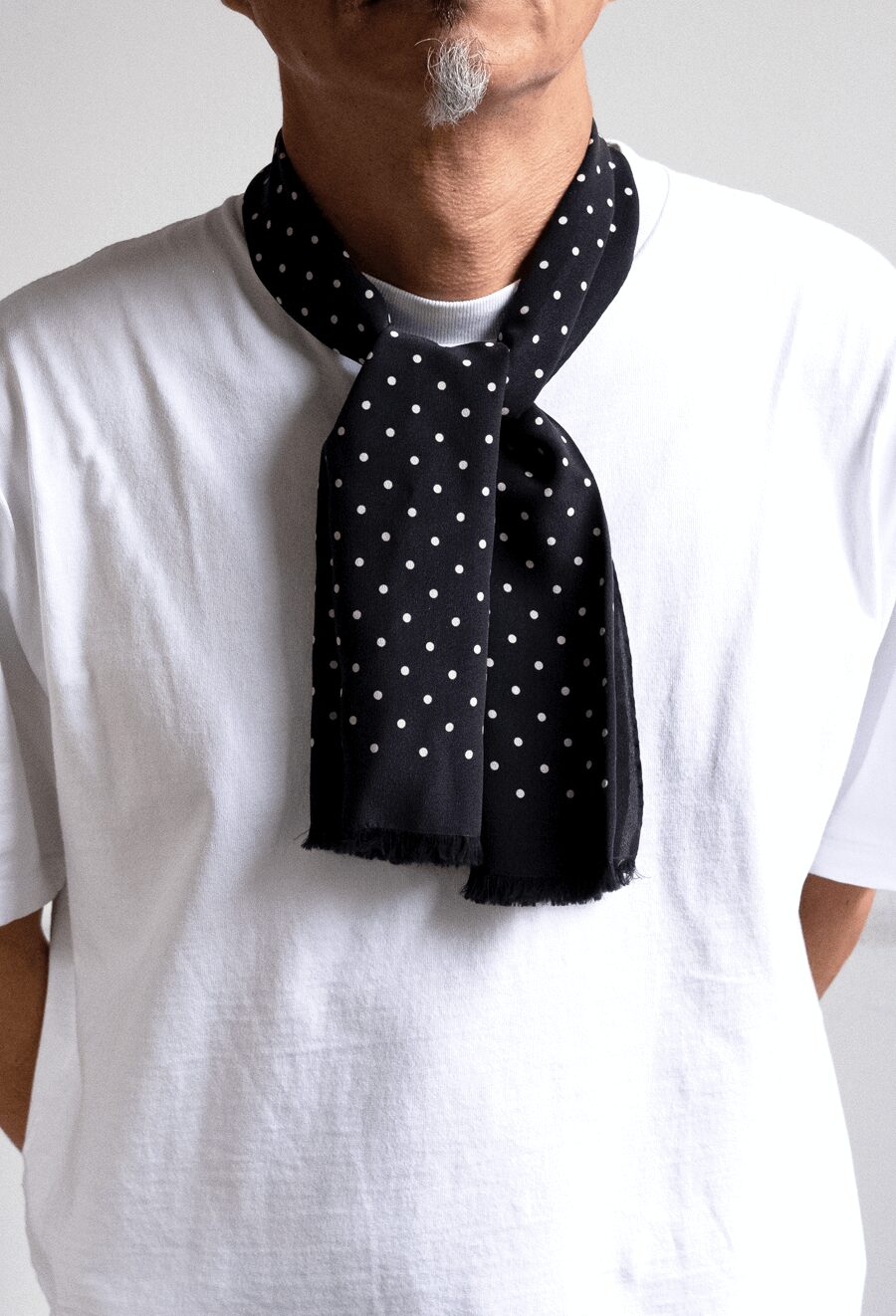 HEUGN Scarf 005 “Pois”