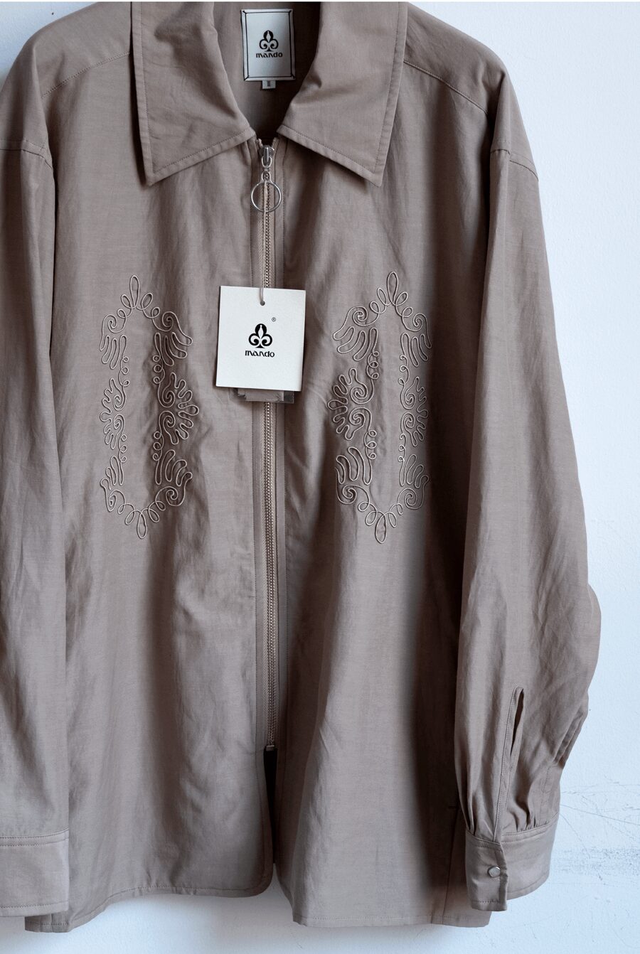 mando  CORD EMBROIDERY ZIP FRONT SHIRT