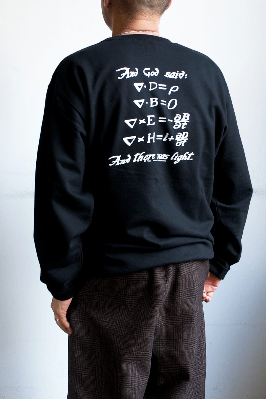 COTTON EXPRESSIONS  Black Hole Sweat Shirts