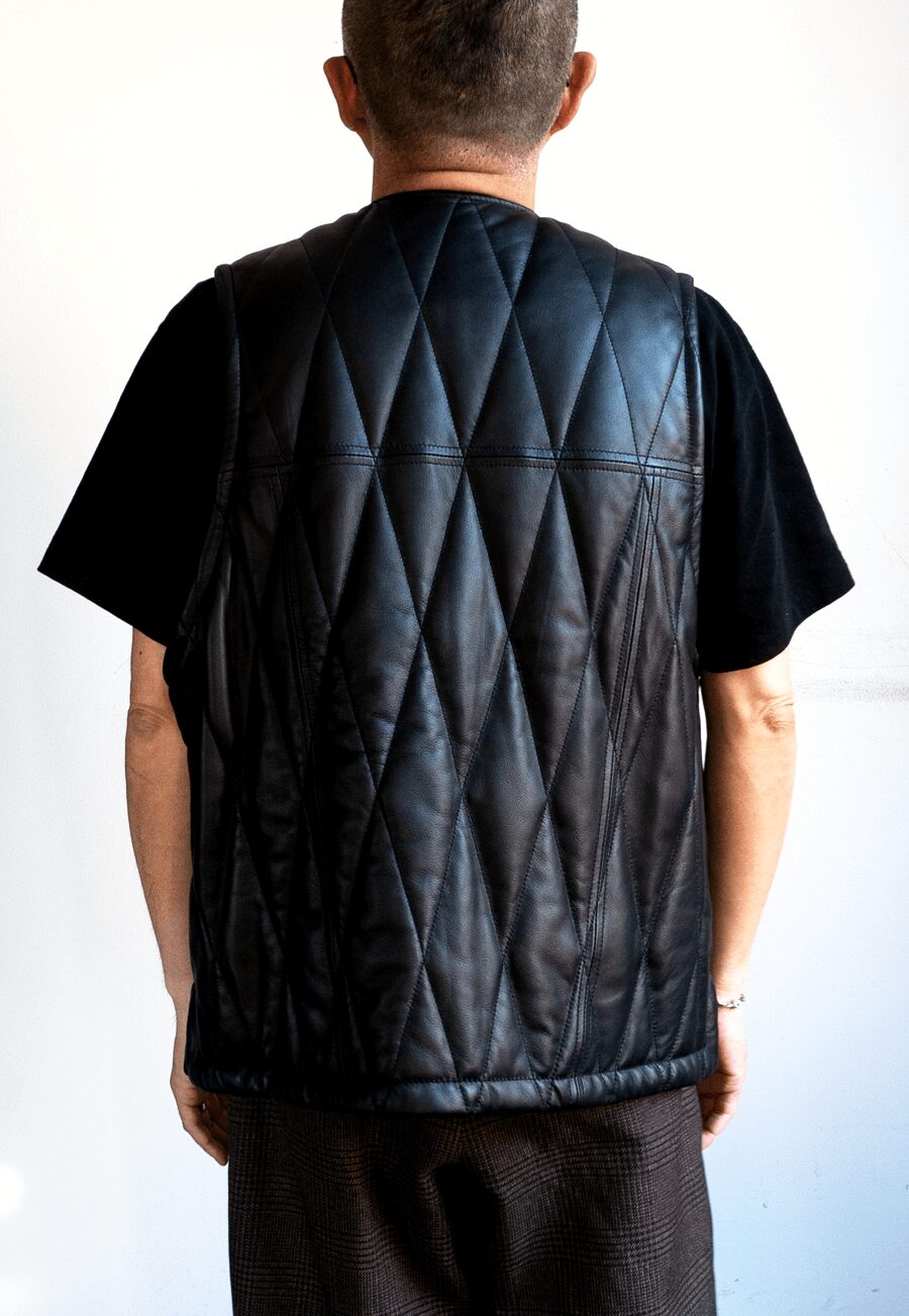 CCU　SHEEP LEATHER QUILTED VEST