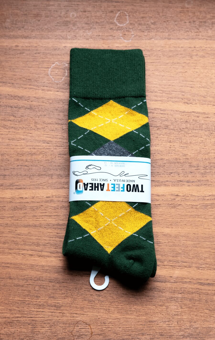 TWO FEET AHEAD　ARGYLE CREW SOCKS