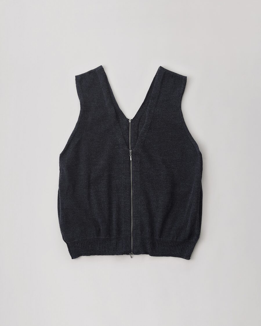 NICENESS　DOUBLE FRONTED ZIP VEST “MANU”