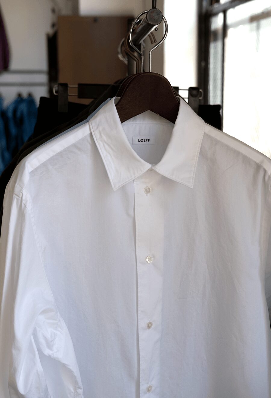 LOEFF　COTTON BROAD REGULAR COLLAR SHIRTS